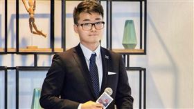 英國駐香港領事館前職員鄭文傑（圖）曾被中國以涉嫌嫖娼為由，行政拘留15天後獲釋。（圖取自facebook.com/nightkero）