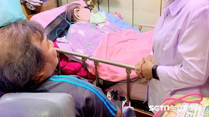 照顧全癱母11年　身障男心願超催淚