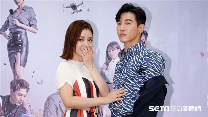 張立昂超大肌撐爆襯衫　宋芸樺摸到爽