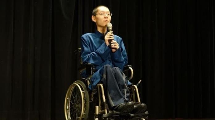 2歲患肌肉萎縮…用崑曲找到人生舞台