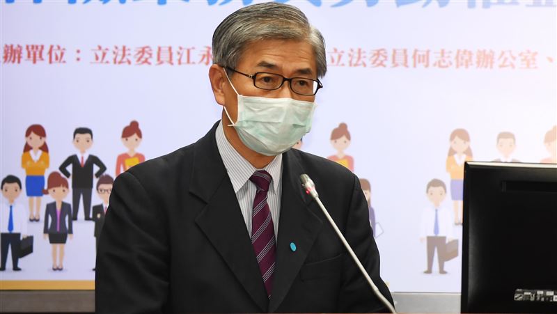 黃天牧首場座談聚焦金融科技