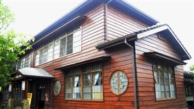 央廣民雄日式招待所　歷經2次地震修復重生嘉義縣文化觀光局指出，中央廣播電台民雄分台日式招待所是日治時期建築師鈴置良一設計，歷經2次地震修復重生，為台灣現存少數的日式二樓式招待所。中央社記者蔡智明攝　109年6月11日