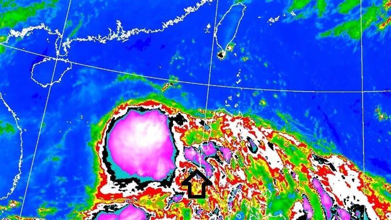 準颱風「鸚鵡」鄭明典：西側對流爆發