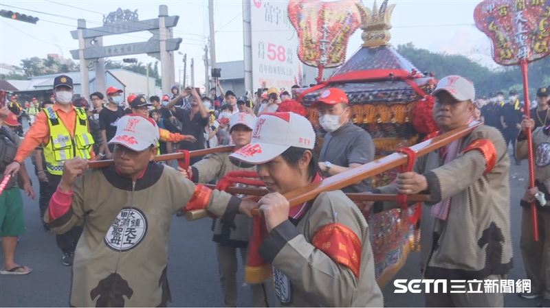 大甲媽時速快2km　拚中午進入彰化
