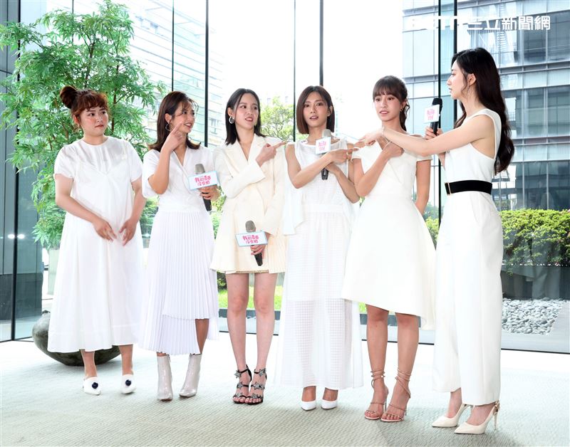 喬雅琳、臧芮軒、程予希、蔡黃汝、陳敬宣、謝翔雅、出席「我的青春沒在怕」姊妹淘party卡司發布會。（記者邱榮吉/攝影）