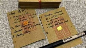 老外驚呼「台灣便條紙好厚！」網一看嚇壞：直接燒到天堂
圖翻攝自爆廢公社