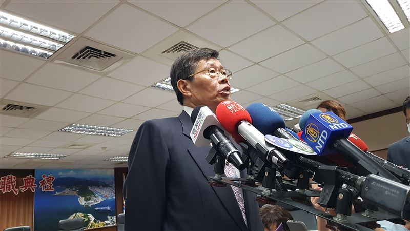 楊明州宣誓就職　曝愛情摩天輪下一步