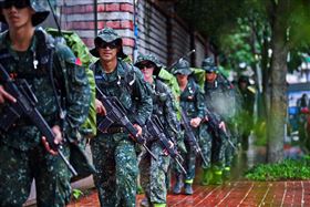 特一營戰術行，「中華民國陸軍」臉書