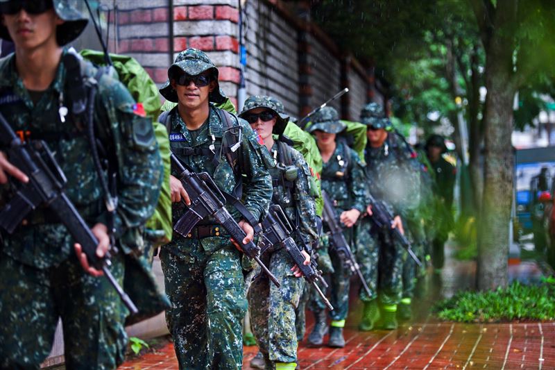 直擊！陸特1營350公里戰術行軍
