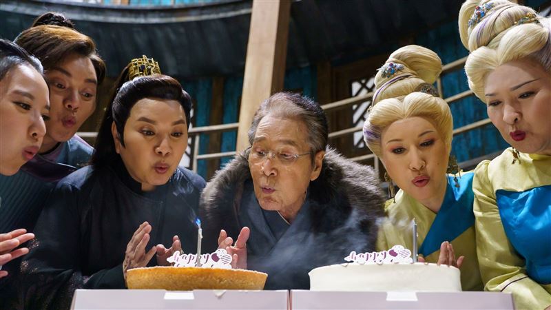 5年沒拍戲　77歲石英換肝靈活復出