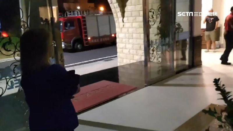 獨／飯店警鈴深夜響　半小時等嘸員工