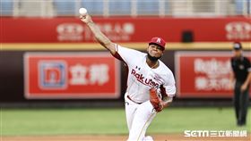 樂天桃猿投手霸能。（圖／記者林聖凱攝影）