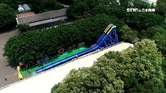 埔心牧場5層樓高滑水道　民眾喊刺激