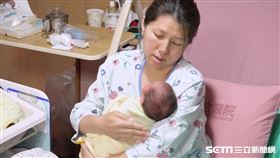 台中婦人22年生9胎／院方提供