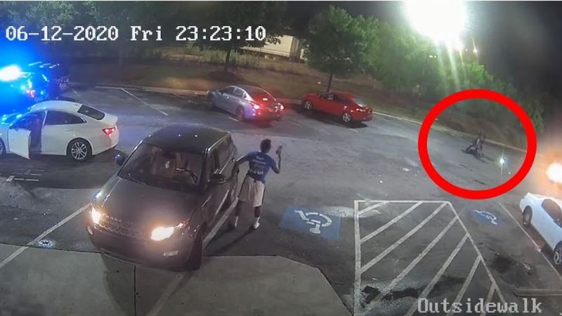 得來速上睡著！非裔男遭警開槍身亡…