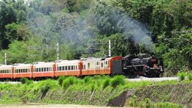 台鐵郵輪式列車重新上路。（圖／台鐵提供）