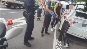 女童,受困車內,破窗,蘆洲,翻攝畫面