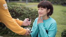 張允曦（小8）在新戲《姊妹們 追吧》中演單親媽媽（圖／華視提供）