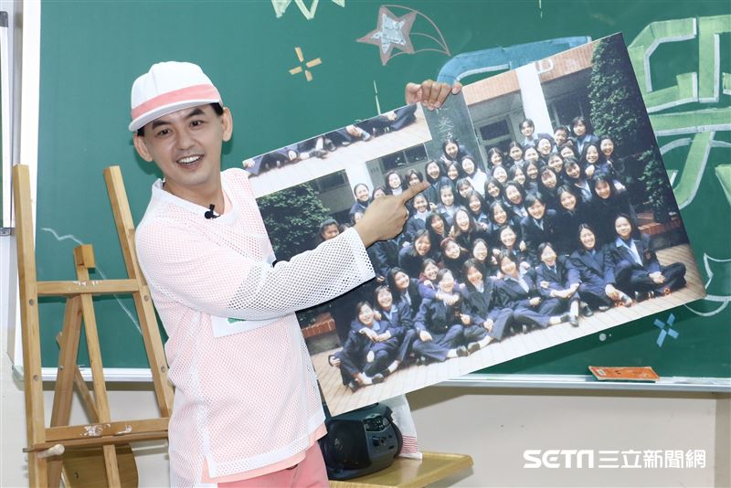 楊謹華錄製黃子佼主持的《一個都不能少》，許茹芸驚喜現身助陣。（圖／記者林聖凱攝影）