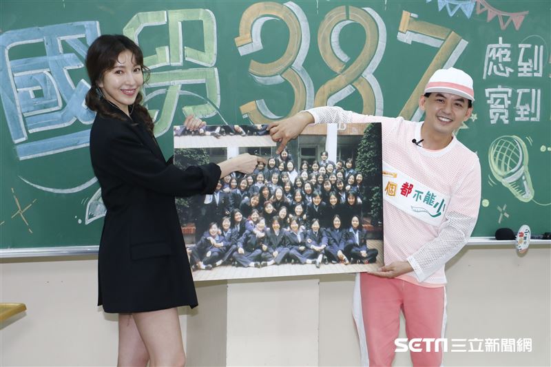 楊謹華錄製黃子佼主持的《一個都不能少》，許茹芸驚喜現身助陣。（圖／記者林聖凱攝影）