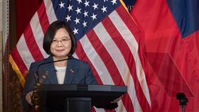 蔡英文出席哥倫比亞大學座談、美國、台灣、中華民國、國旗（圖／總統府提供）