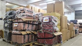 阿貴師,疫情,營業額,老闆,無薪假,行李箱,出清
https://www.facebook.com/ly1688/photos/a.418206081569404/3072483719474947/?type=3&theater