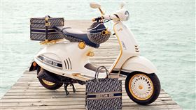 ▲Vespa 946 Christian Dior。（圖／翻攝Dior網站）