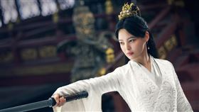 辛芷蕾,張若昀,慶餘年（中天提供）
