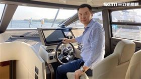 亞果遊艇集團董事長侯佑霖，在疫情嚴峻時刻危機入市，買下燦星旅遊。（圖／亞果遊艇集團提供）