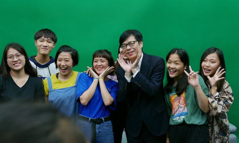突擊排練！陳其邁：挺台灣人的紙風車