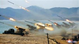 ▲金正恩巡視朝鮮人民軍軍演。（圖／截自朝鮮中央通信社）