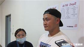 ▲中國文化大學畢業捕手蔣少宏到味全龍測試會。（圖／記者蕭保祥攝影）