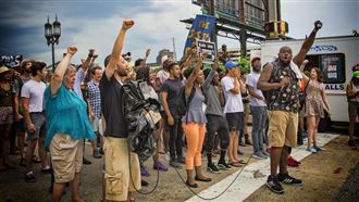 非裔男遭警連開7槍　威州連3晚動亂