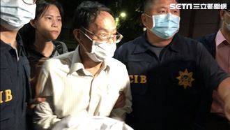 少龍坐輪椅進大牢　下午檢查能否站立