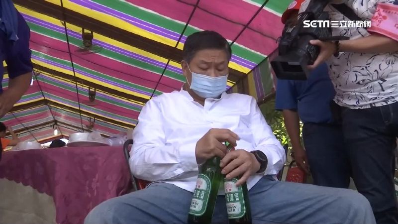顏清標每日跟遶境　群眾中驚見2藝人
