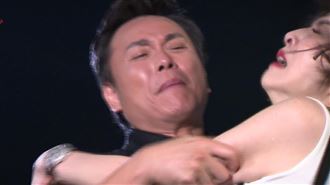 孩子爸竟敢娶別人　她出院後當街暴走