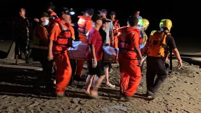 民眾落海無人機搜救　消波塊找到遺體