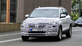 ▲Skoda Karoq小改款測試車（圖／翻攝自motor1）