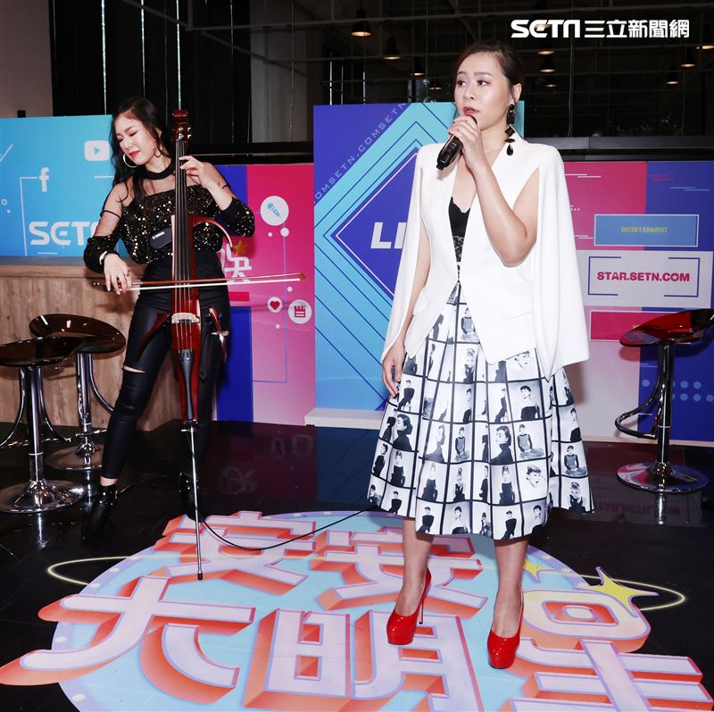 嫚凌安安大明星。（記者邱榮吉/攝影）