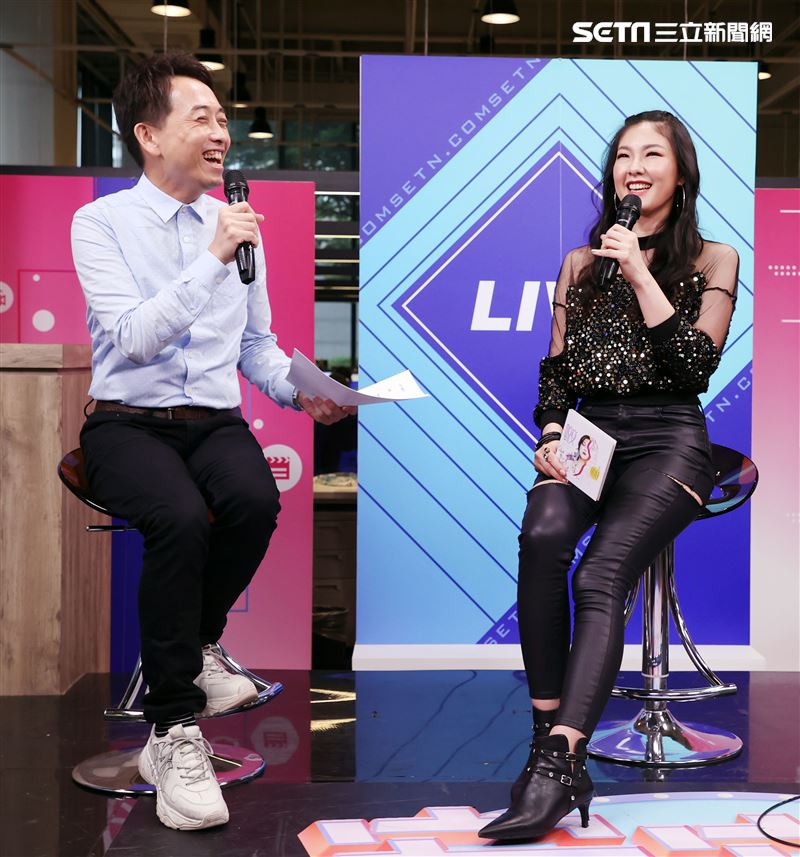 嫚凌安安大明星。（記者邱榮吉/攝影）