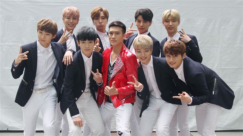 沈建宏聞韓星噩耗　大合照透遺憾不捨