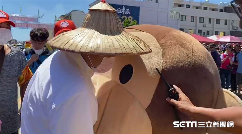 遶境途中被討抱　顏清標超直接反應曝