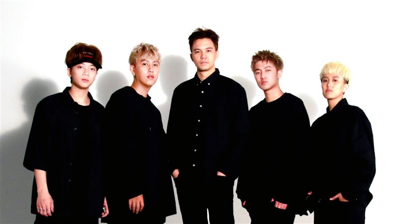 金曲樂團成員全換？平均年齡變25歲