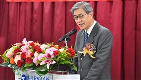 金管會主委黃天牧出席期交所董事長交接典禮台灣期貨交易所17日舉行董事長交接典禮，金管會主委黃天牧（圖）出席，並上台致詞。中央社記者林俊耀攝  109年6月17日