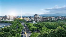 北台北去年推案重點在北投關渡，今年往蛋黃區推進，士林中山北路與承德路最近登場3大案總計150億，炒熱區域買氣，圖為中山北路五段士林最核心區段。（圖／業者提供）