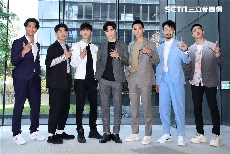 「我的青春沒在怕」演員吳翔震、侯彥西、孫沁岳、唐禹哲、王家梁、張雁名、徐謀俊出席卡司發布會。（記者邱榮吉/攝影）
