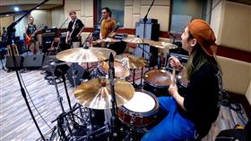 火氣音樂提供 滅火器疫情期間企劃不停歇 直播企劃火器實驗室昨第四集播出