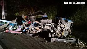 國道10號東向18.4公里處發生貨車與轎車碰撞車禍。（圖／翻攝畫面）
