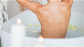 泡澡。（圖／翻攝自免費圖庫Pexels）