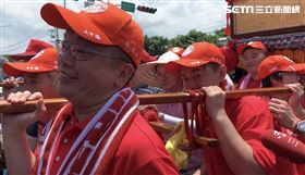 3Q跟寬恒「格」同扛轎！結局超展開(圖/翻攝畫面)